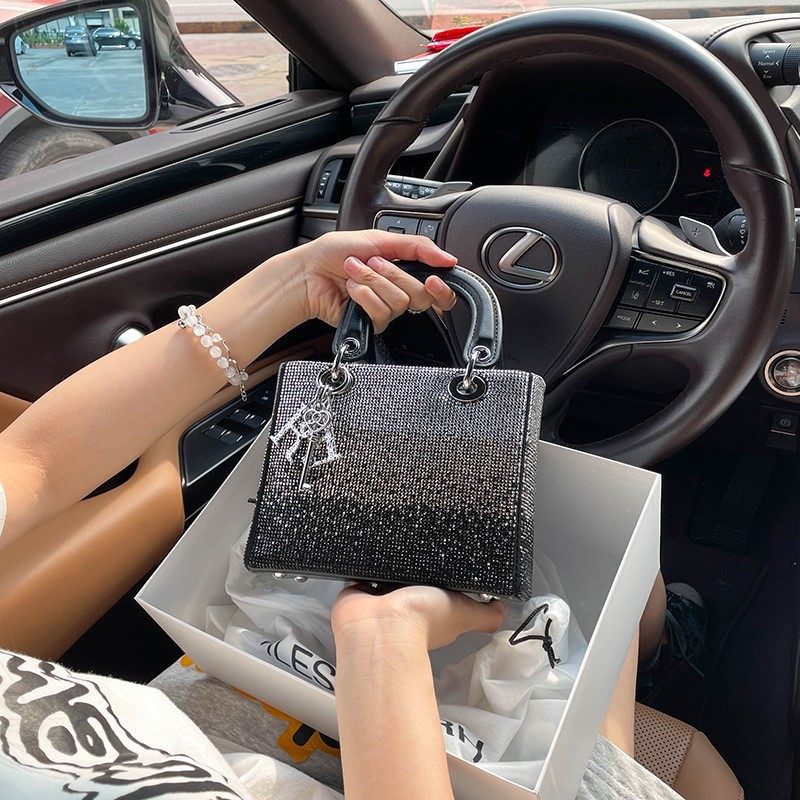 Tas tangan wanita gradien berl - Interior Design High End ulasan dan harga